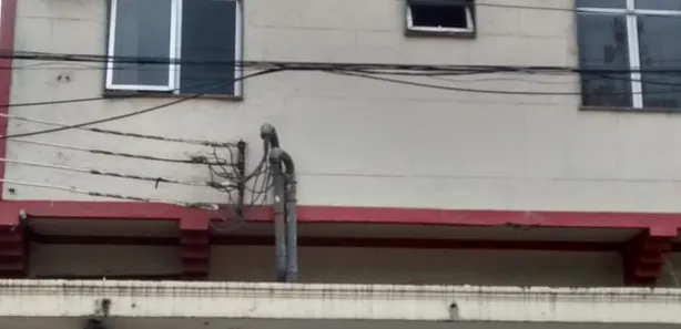 Prédio Inteiro com 30 Quartos para venda ou aluguel, 1000m² no Centro, Duque de Caxias
