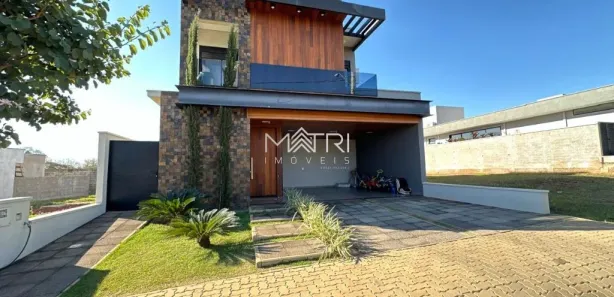 Casa de Condomínio com 3 Quartos à venda, 222m² no Residencial Village Damha, Araraquara
