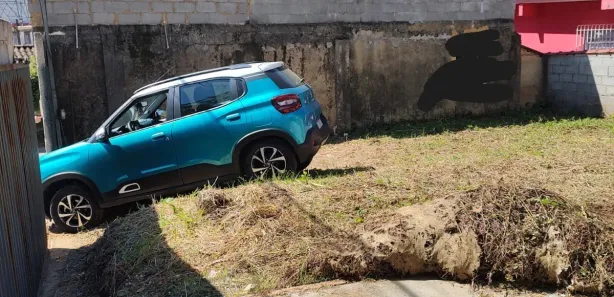 Terreno / Lote / Condomínio à venda, 131m² no Bingen, Petrópolis