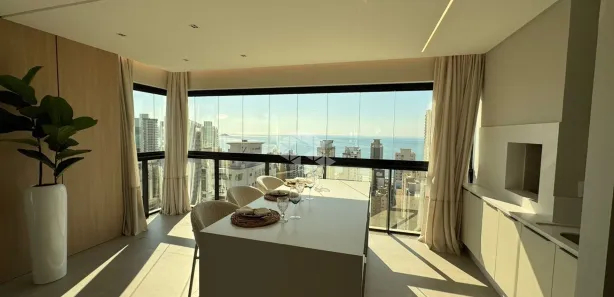 Apartamento com 3 Quartos à venda, 137m² no Meia Praia, Itapema