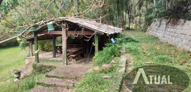 Fazenda / Sítio / Chácara com 4 Quartos para venda ou aluguel, 570m² no Terra Preta (Terra Preta), Mairiporã