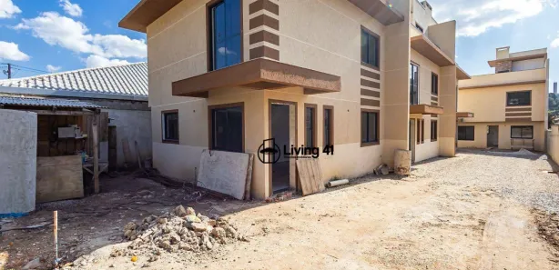 Casa de Condomínio com 3 Quartos à venda, 150m² no Santa Cândida, Curitiba