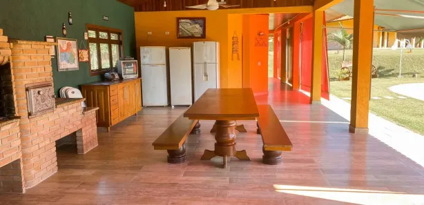 Fazenda / Sítio / Chácara com 5 Quartos à venda, 700m² no , Mairinque