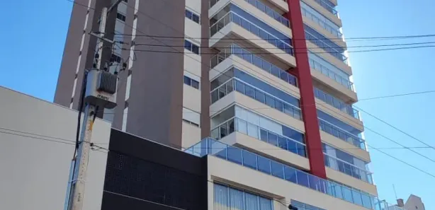 Apartamento com 3 Quartos para alugar, 105m² no Centro, Cambé