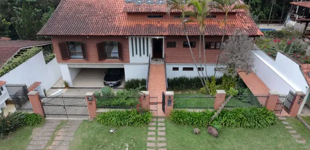 Casa de Condomínio com 3 Quartos para venda ou aluguel, 511m² no Caraguatá, Mairiporã