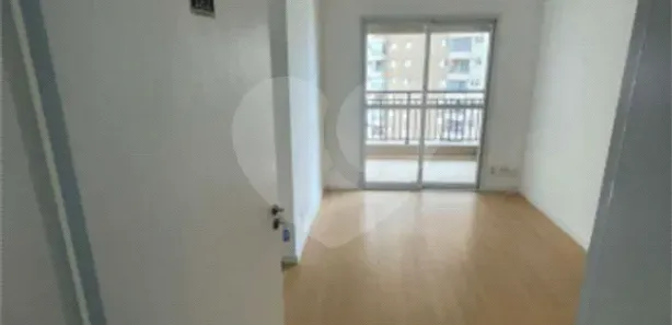 Apartamento com 2 Quartos para venda ou aluguel, 60m² no Jardim Tupanci, Barueri
