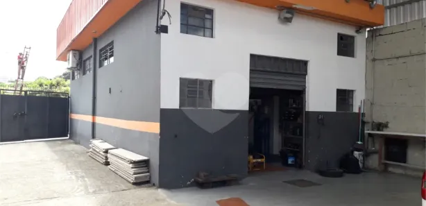 Loja / Salão / Ponto Comercial à venda, 128m² no Vila Bernadotti, Mogi das Cruzes