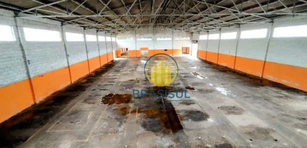 Galpão / Depósito / Armazém para venda ou aluguel, 2500m² no Embu-Guaçu, Embu-Guaçu