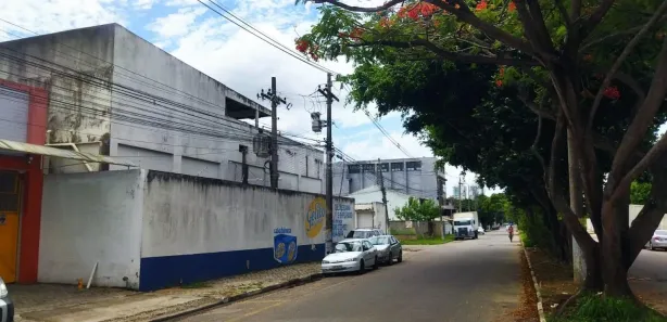 Casa Comercial à venda, 431m² no Parque São Caetano, Campos dos Goytacazes