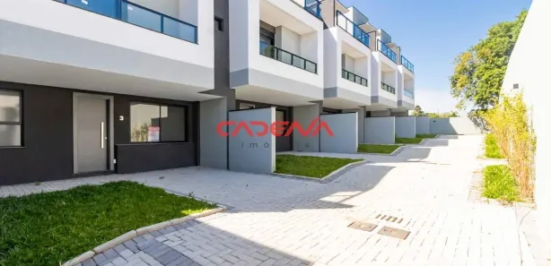 Sobrado com 3 Quartos à venda, 130m² no São Lourenço, Curitiba