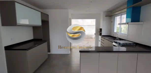 Casa de Condomínio com 3 Quartos para alugar, 140m² no Jardim Pioneiro, Cotia