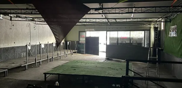 Loja / Salão / Ponto Comercial para alugar, 150m² no Camarão, São Gonçalo