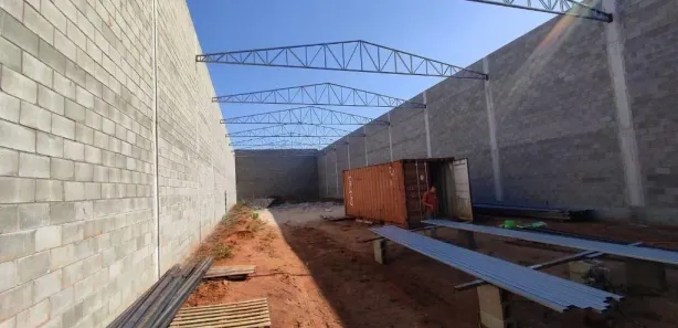 Galpão / Depósito / Armazém para alugar, 750m² no Parque Industrial, Araçatuba