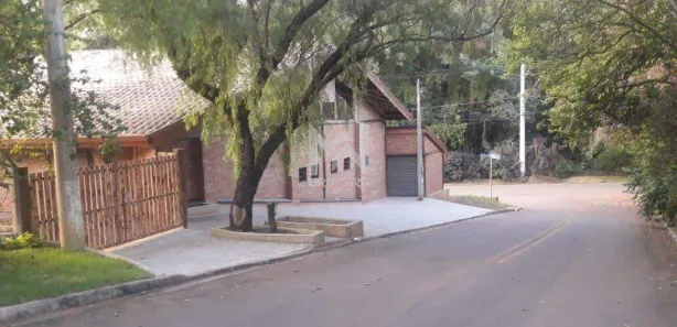 Conjunto Comercial / Sala à venda, 980m² no Bosque, Vinhedo