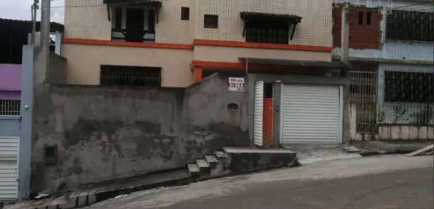 Casa com 3 Quartos para alugar, 210m² no Centro, Itabuna