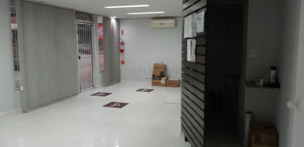 Conjunto Comercial / Sala com 3 Quartos para alugar, 340m² no Do Salto, Blumenau