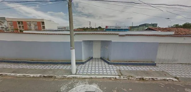 Casa Comercial para venda ou aluguel, 360m² no Parque Residencial Beira Rio I, Guaratinguetá