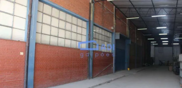 Galpão / Depósito / Armazém para alugar, 2830m² no Presidente Altino, Osasco