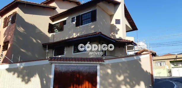 Sobrado com 3 Quartos à venda, 164m² no Jardim Vila Galvão, Guarulhos