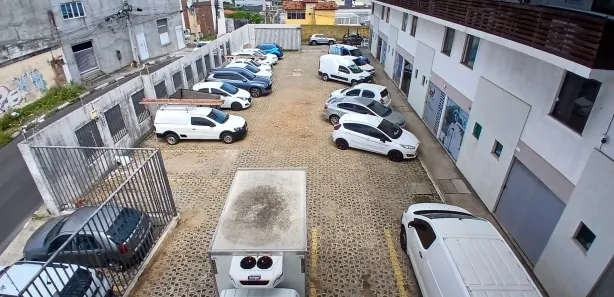 Conjunto Comercial / Sala para alugar, 50m² no Recreio Ipitanga, Lauro de Freitas
