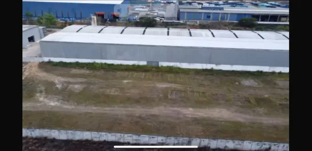 Galpão / Depósito / Armazém para alugar, 4000m² no Centro, Escada