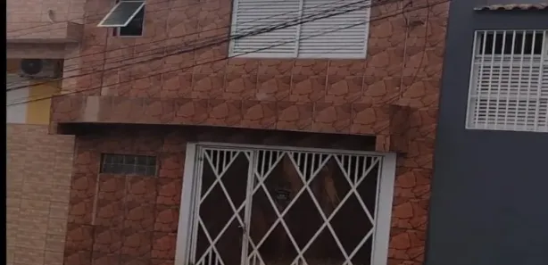 Casa com 3 Quartos à venda, 126m² no Jardim Santa Cecília, Taboão da Serra