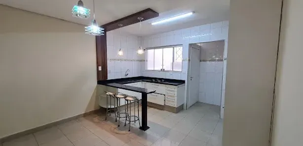 Casa com 2 Quartos para alugar, 125m² no Umuarama, Osasco