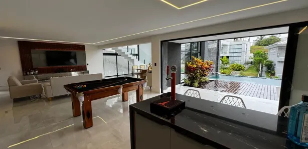 Casa de Condomínio com 4 Quartos para alugar, 560m² no Alphaville (Abrantes), Camaçari
