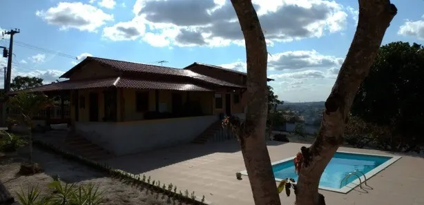 Fazenda / Sítio / Chácara com 3 Quartos à venda, 2400m² no Porta Florada, Gravatá