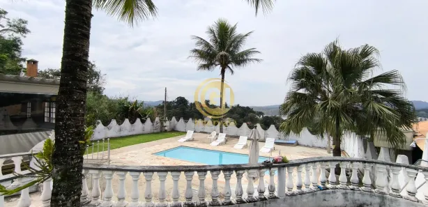 Fazenda / Sítio / Chácara com 4 Quartos à venda, 1040m² no , Igaratá