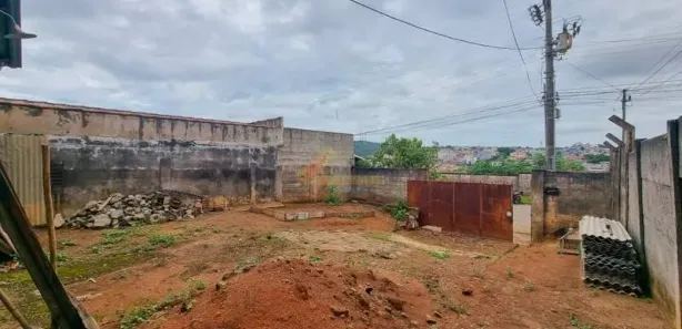 Galpão / Depósito / Armazém à venda, 88m² no Manoel Valinhas, Divinópolis