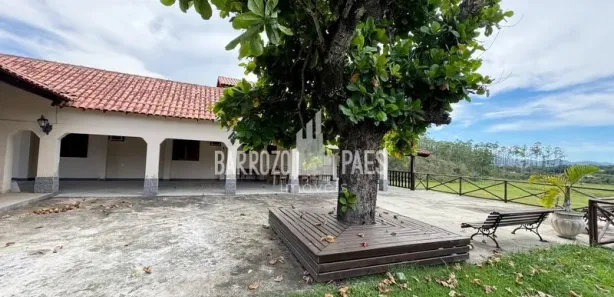 Fazenda / Sítio / Chácara com 4 Quartos à venda, 140000m² no Papucaia, Cachoeiras de Macacu