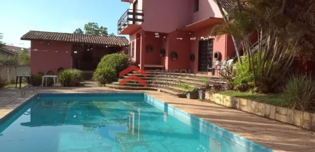 Fazenda / Sítio / Chácara com 3 Quartos para alugar, 700m² no Água Espraiada (Caucaia do Alto), Cotia