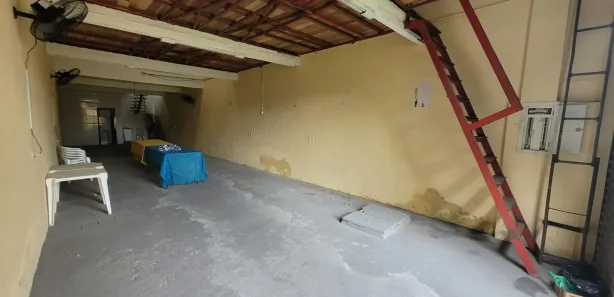 Galpão / Depósito / Armazém para venda ou aluguel, 143m² no Coqueiro, Ananindeua
