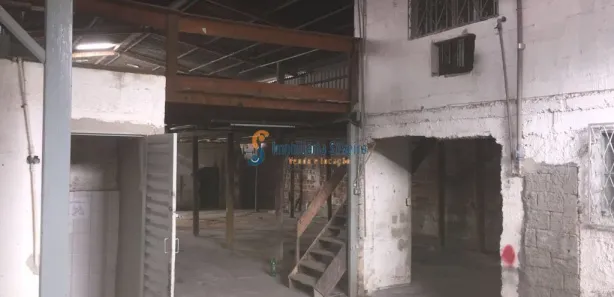 Galpão / Depósito / Armazém à venda, 360m² no Alvorada, Sabará
