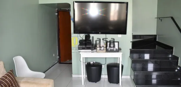 Sobrado com 3 Quartos à venda, 320m² no Parque Paraíso, Itapecerica da Serra