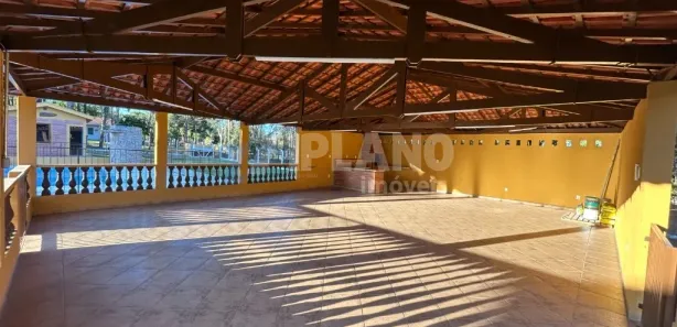 Fazenda / Sítio / Chácara com 3 Quartos para venda ou aluguel, 671m² no Parque Itaipu, São Carlos