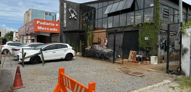Galpão / Depósito / Armazém com 2 Quartos à venda, 510m² no Setor Industrial, Brasília