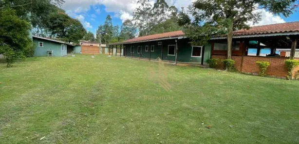 Fazenda / Sítio / Chácara com 4 Quartos para venda ou aluguel, 12000m² no Jardim Sueli, Atibaia