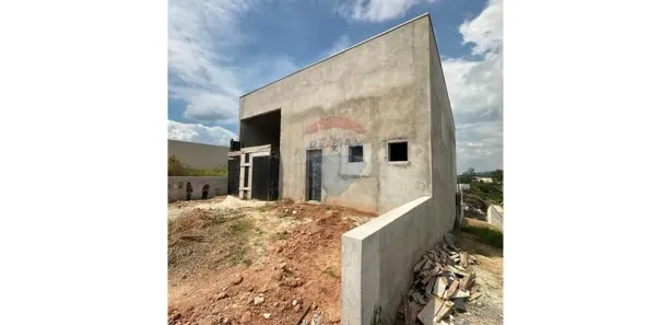 Galpão / Depósito / Armazém à venda, 350m² no Jardim Verona, Itatiba