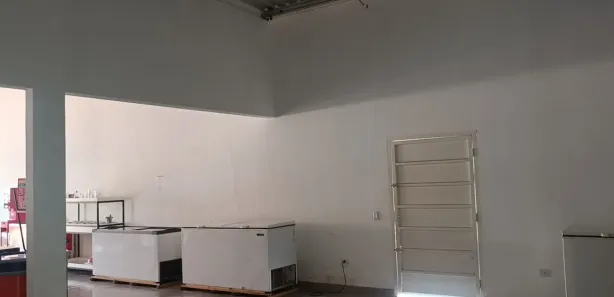 Loja / Salão / Ponto Comercial à venda, 1m² no , Paranã