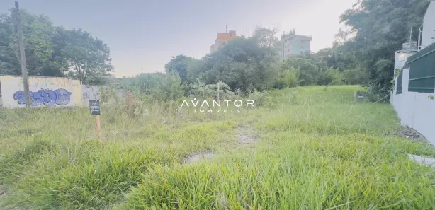 Terreno / Lote / Condomínio à venda, 276m² no Centro, Santa Maria