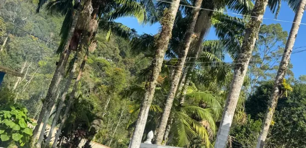 Fazenda / Sítio / Chácara com 6 Quartos à venda, 3000m² no Sítio Tres Nascentes, Juquitiba