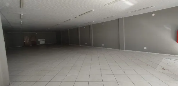 Galpão / Depósito / Armazém para alugar, 216m² no Centro, Araçatuba