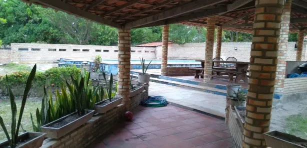 Fazenda / Sítio / Chácara com 4 Quartos à venda, 400m² no Ema, Pindoretama