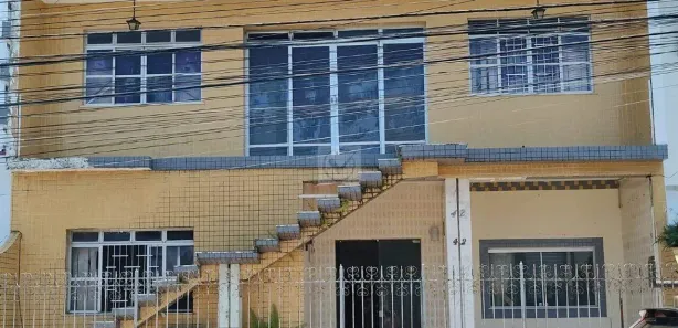 Casa Comercial com 9 Quartos à venda, 360m² no São José, Aracaju