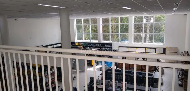 Prédio Inteiro para venda ou aluguel, 1100m² no Granja Viana, Cotia