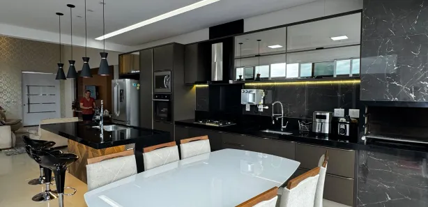 Casa de Condomínio com 3 Quartos à venda, 204m² no Jardins Nápoles, Senador Canedo