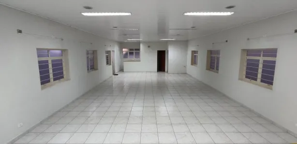 Conjunto Comercial / Sala com 1 Quarto à venda, 112m² no Jupiá, Três Lagoas