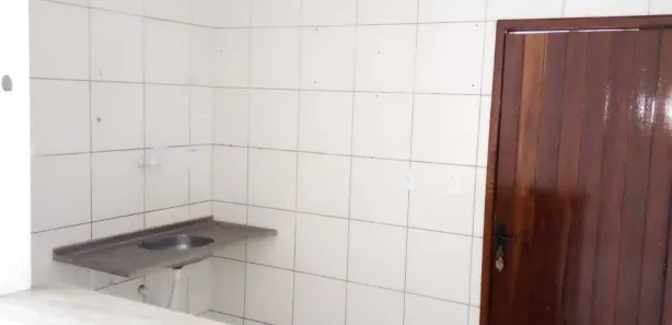 Casa de Condomínio com 2 Quartos para alugar, 56m² no Itapoã, Caucaia